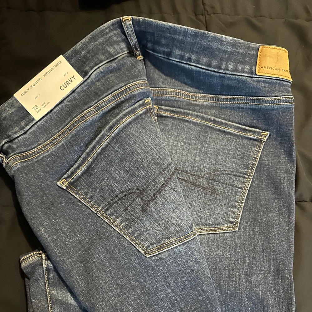 American Eagle Curvy Jeans